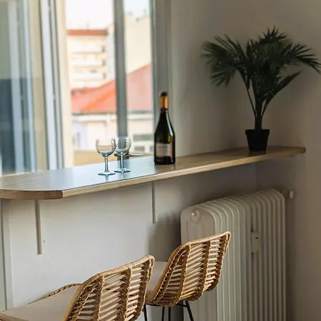 Le Balcon Du Port Апартаменты Сент-Этьен
